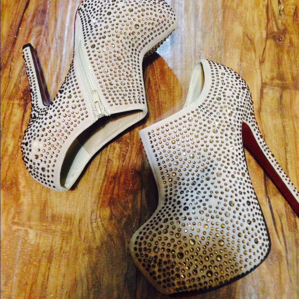Swarovski Crystal Booties - Picture 3 of 4